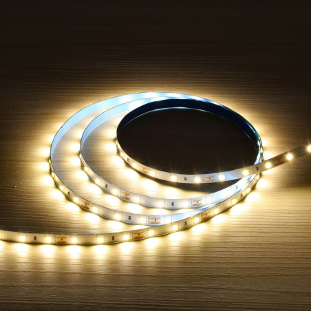 Striscia led 5m 12V 4.8W/m...