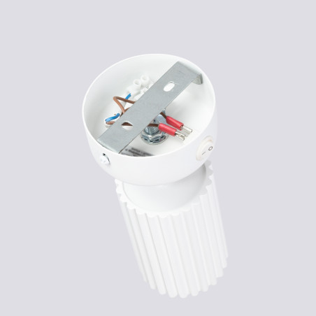 Aplique KARBON blanco con interruptor