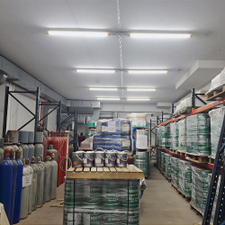 Raum mit brennbarem Material, beleuchtet mit ATEX LED Feuchtraumleuchte 60W ATEX LED