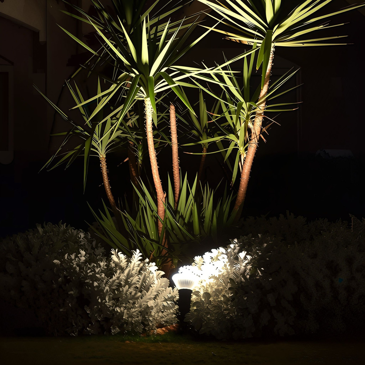 Jardín con Foco LED E27 Exterior con Pincho IP65