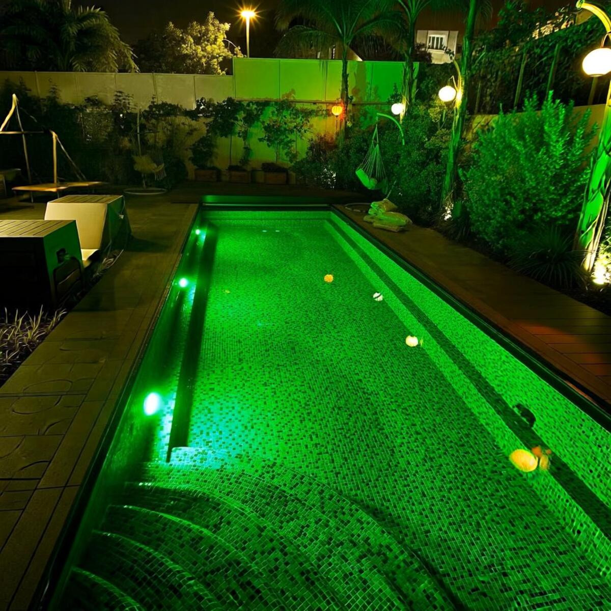 Luz sumergible RGB con mando a distancia