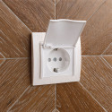 Base Enchufe Schuko con tapa 16A - Serie PC