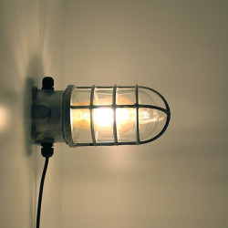 Luz de parede industrial IP54 E27